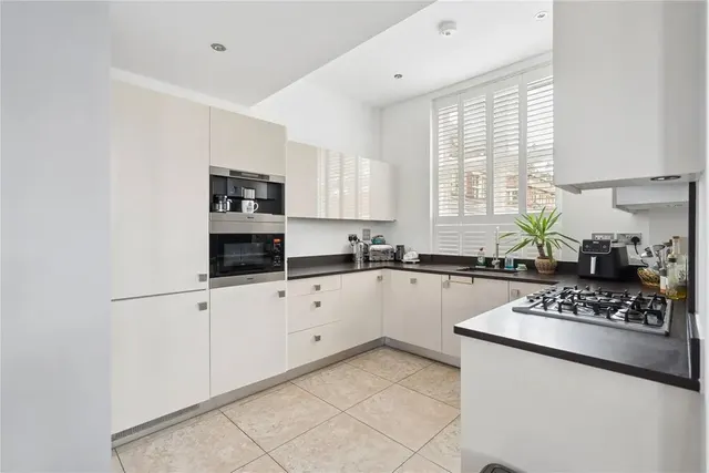 Photo 2 — King Edward Place, Bushey WD23 2RH