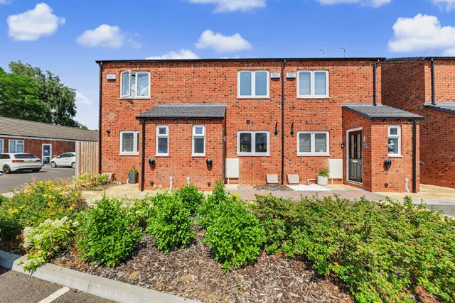 Heather Norgrove Place, Ansley, CV10, photo 1