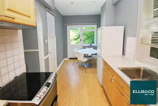Oakwood Road, Hampstead Garden Suburb, NW11, photo 1