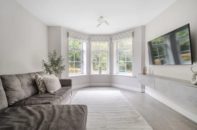 Croft Road, Godalming, GU7, photo 3