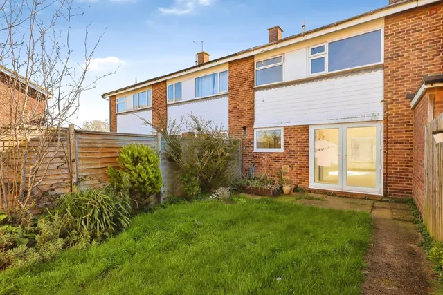 Photo 2 — Oxendean Gardens, Eastbourne