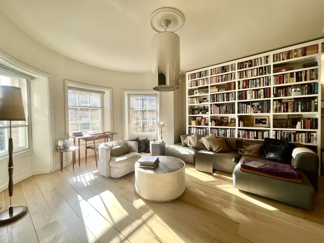 Clayton Street, NE1, photo 1