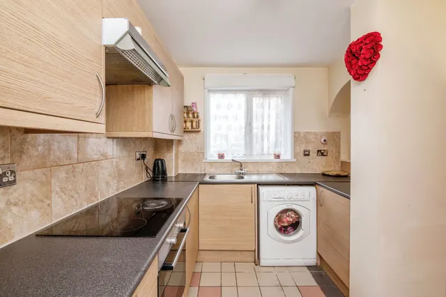 Porter Close, Grays, photo 1