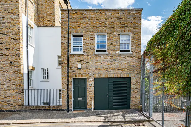 Photo 2 — 1 Craddock Street, London