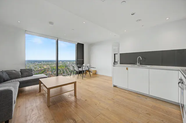 Photo 2 — Apartment 4004, The Strata, 8 Walworth Road, London