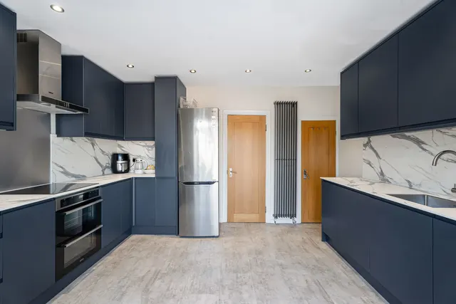 Ashford Avenue, Ashford, TW15, photo 3
