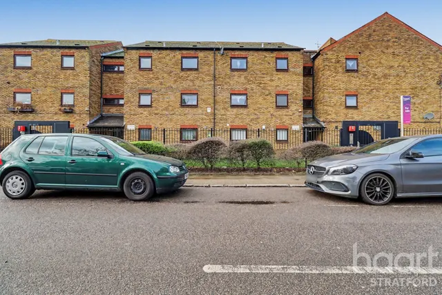 Sprowston Road, London, E7, photo 1