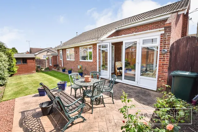 Photo 3 — Corona Road, Canvey Island