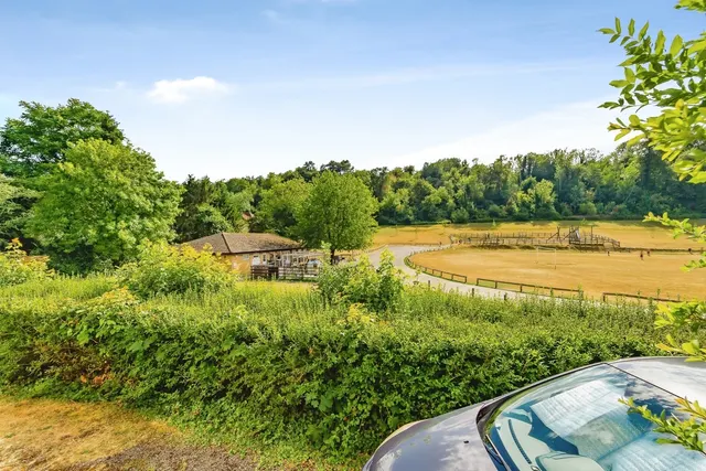 Photo 3 — White Knobs Way, Caterham, Surrey, CR3