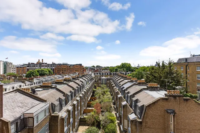 South Lodge, Knightsbridge, W7, photo 2