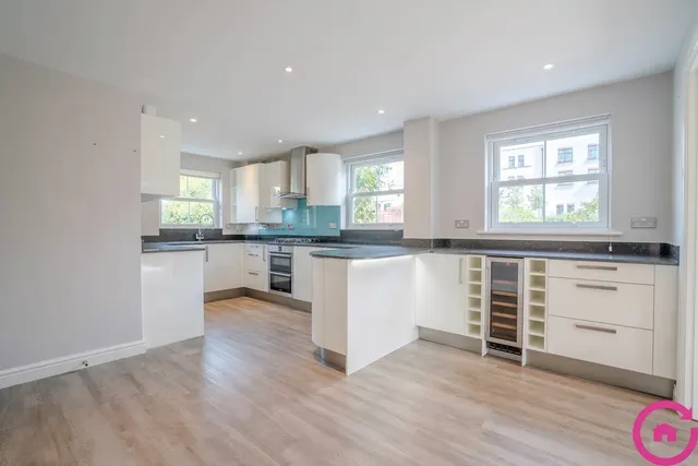 Photo 2 — Windsor Street, Cheltenham, GL52 2DE