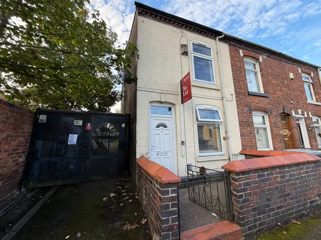Alban Street, Crewe, CW1, photo 1
