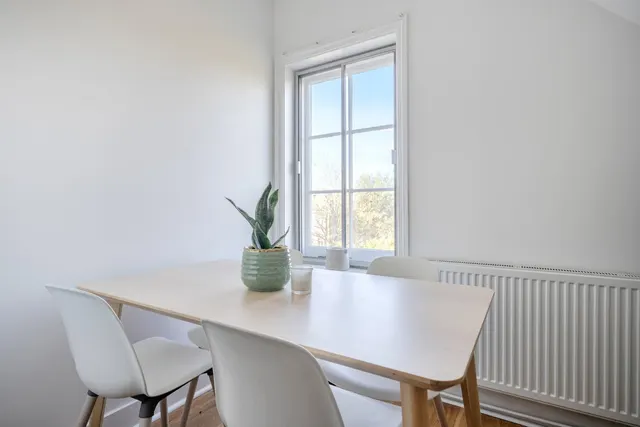 Photo 2 — Dartford Road, Sevenoaks, Kent, TN13 3TQ