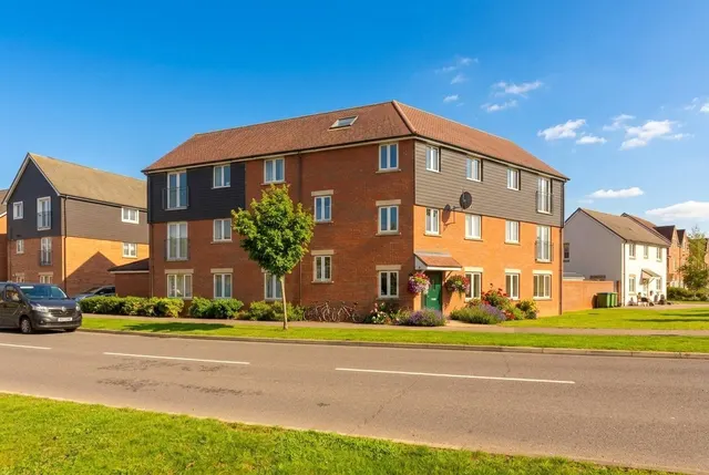 Paradise Orchard, Aylesbury, Buckinghamshire, HP18, photo 1