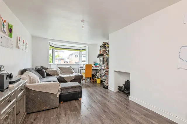 Grosvenor Avenue, Lepton, HD8, photo 2