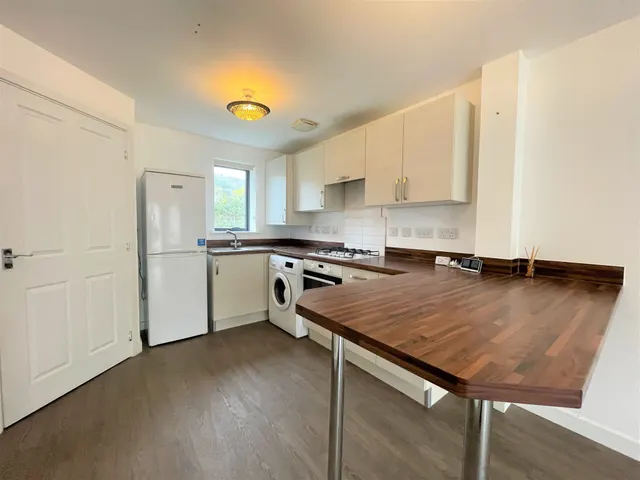 Photo 3 — Sir Harry Secombe Court, Swansea, West Glamorgan, SA1 8RF