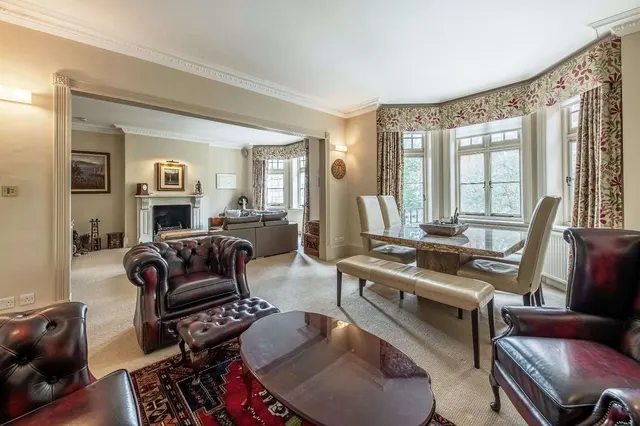 Abingdon Villas, London, W8, photo 1