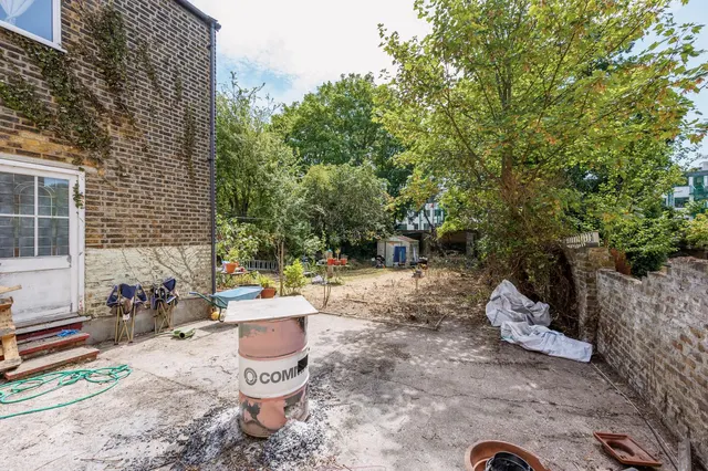 Photo 3 — 56 Madeley Road, London, W5 2LU