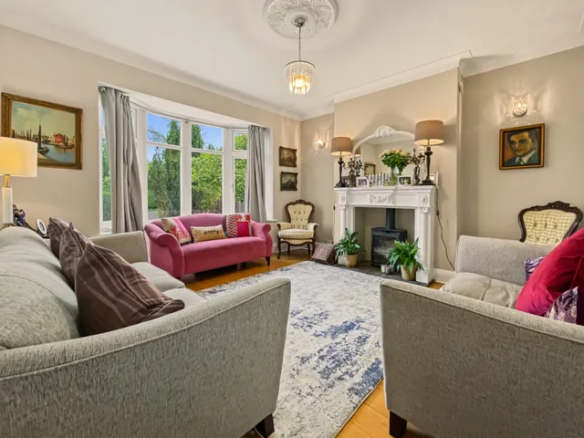 Woodhill Drive, Prestwich, M25, photo 2