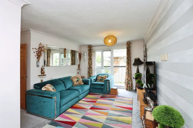 Stradbroke Walk, Sheffield, S13, photo 1