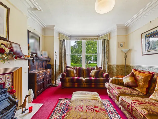 Lightwood Road, Buxton, photo 3