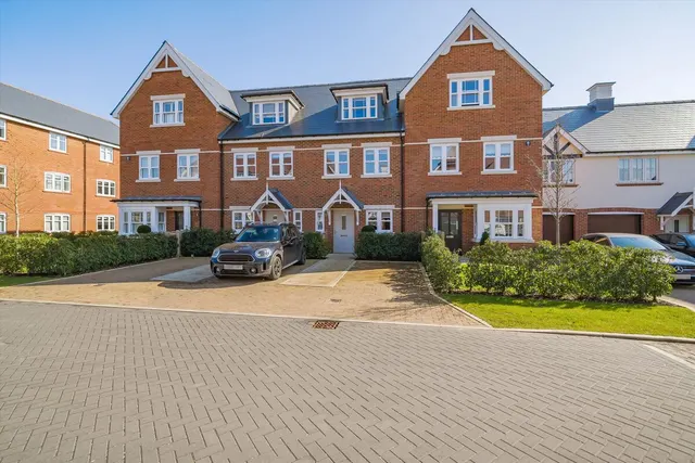Hawthorne Place, Ascot, SL5, photo 1