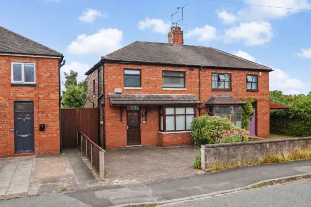 Henry Street, Crewe, photo 1