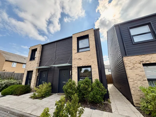 McCartney Close, Huntingdon, PE29, photo 1