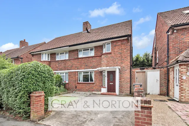 Swinburne Crescent, Addiscombe, CR0 7BY, photo 1