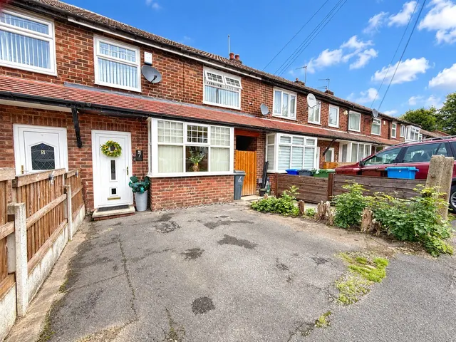 Ledsham Avenue, Blackley, M9, photo 1
