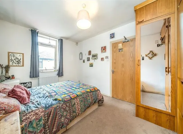 Photo 3 — Spencer Mews, Stockwell, SW8