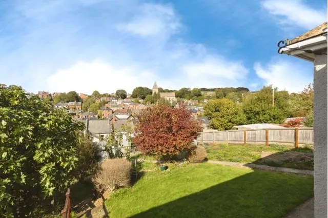 Lansdown, Stroud, GL5, photo 3