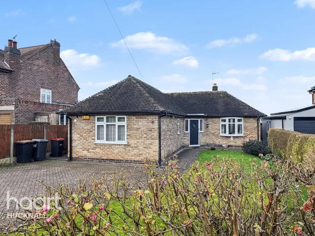 Whyburn Lane, Nottingham, NG15, photo 1