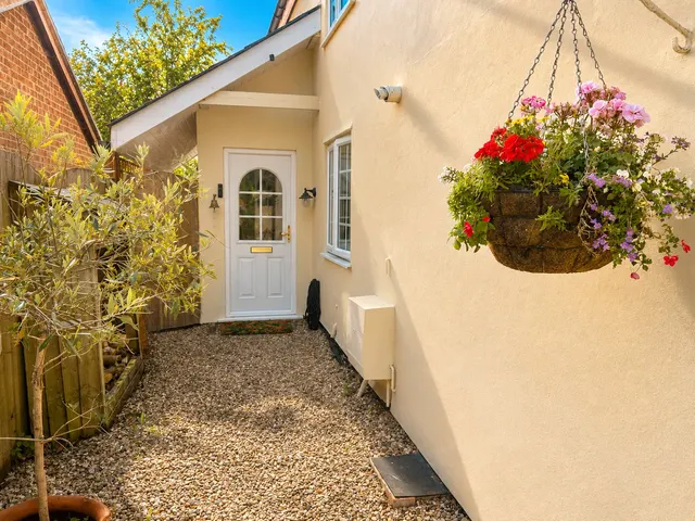 Photo 2 — Warfield Street, Warfield, Bracknell, Berkshire, RG42 6AU