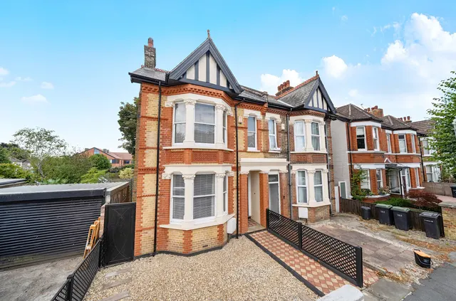Lennox Road East, Gravesend, DA11, photo 1
