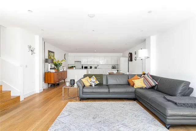 Photo 3 — Northfield Road, London, W13 9SY