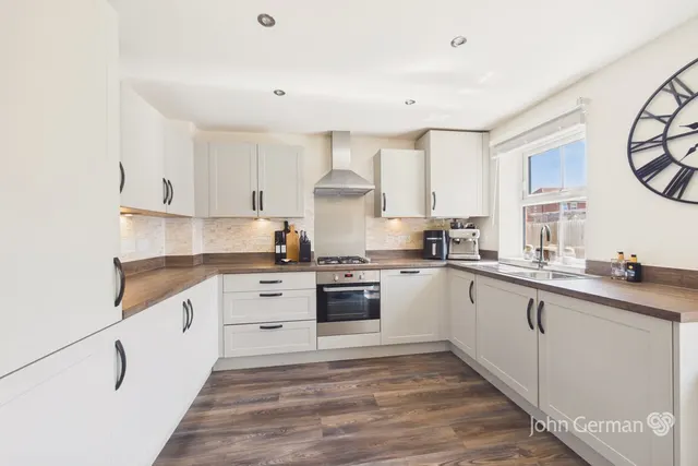 Pankhurst Close, East Leake, photo 2