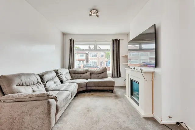 Mackets Lane, Liverpool, L25, photo 3