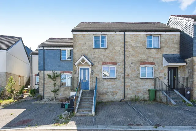 Helena Court, Penwithick, PL26, photo 1