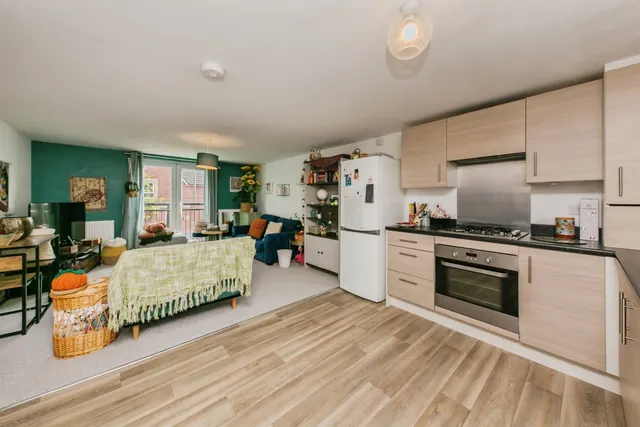Hazel Way, Edleston, CW5, photo 3