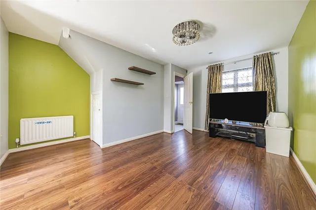 Palmerston Road, Osterley, TW3, photo 2