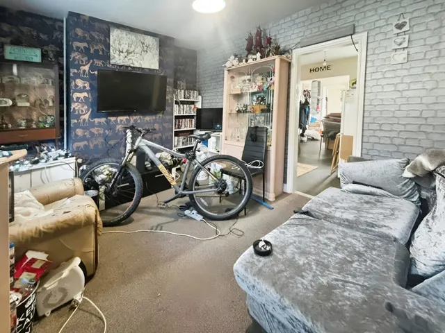 Photo 2 — Gainsborough, Lincolnshire,