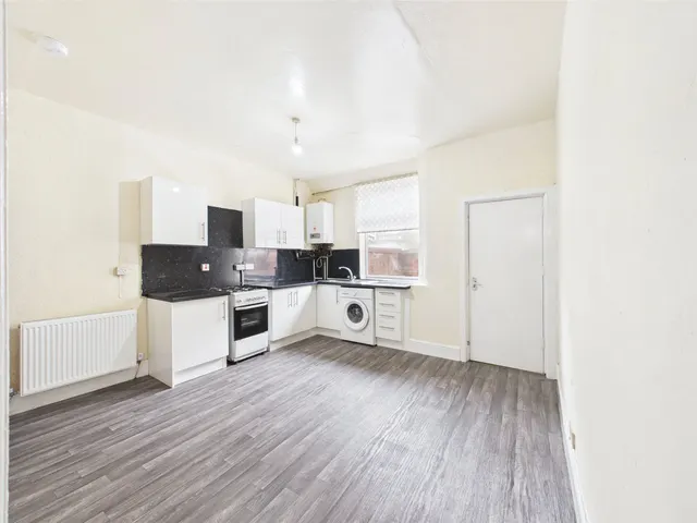 Maybury Street, Gorton, M18, photo 3