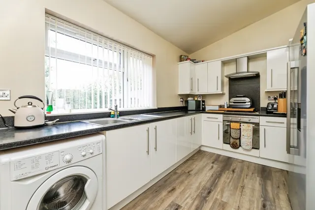 Photo 2 — Batworth Drive, Sheffield, S5