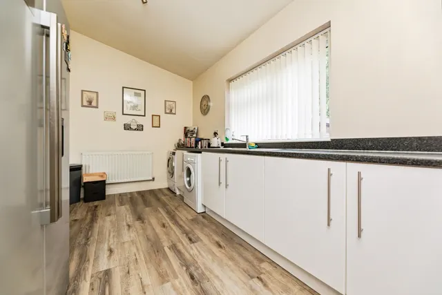 Photo 3 — Batworth Drive, Sheffield, S5