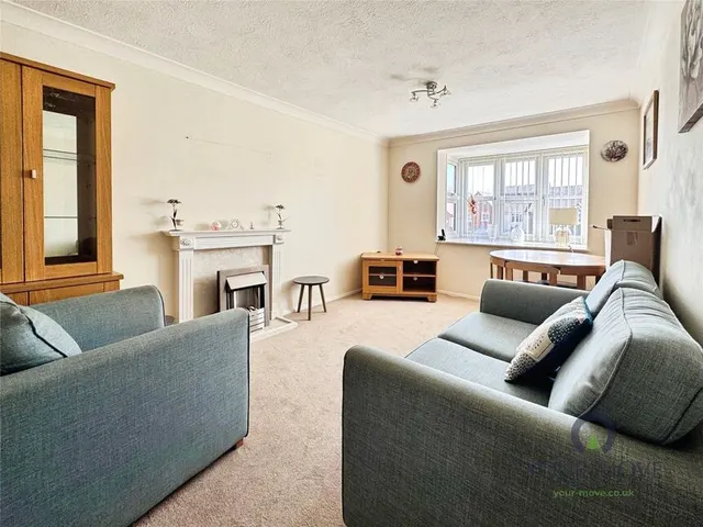 Photo 2 — Hudson Close, Eastbourne, East Sussex, BN23