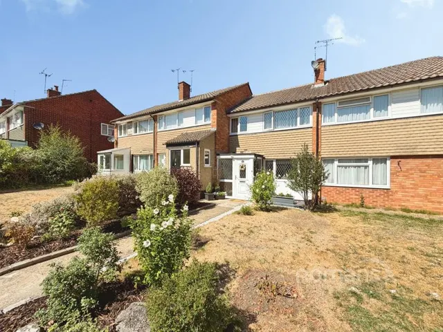 Freemantle Road, Bagshot, GU19, photo 1