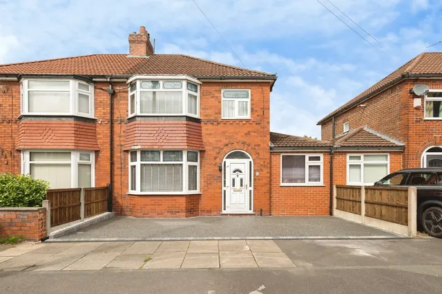 Hewitt Avenue, Denton, Manchester, Greater Manchester, M34, photo 1