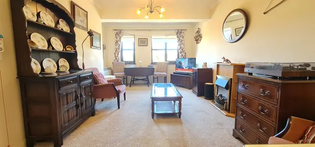 Photo 2 — 318-320 Rayleigh Road, Eastwood, Essex, SS9 5PZ
