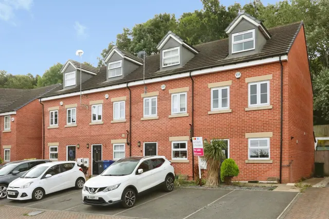 Harper Rise, Denaby Main, DN12, photo 1